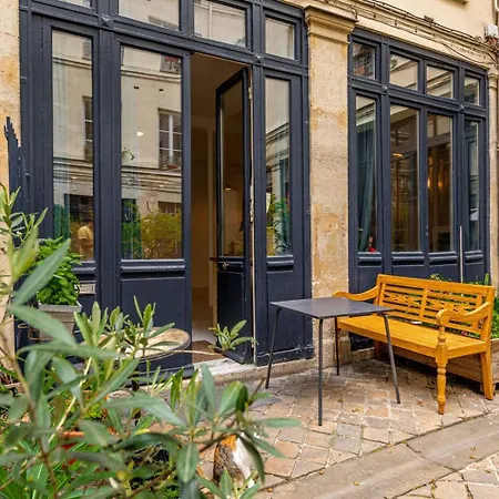 Guestready - Midcentury Maisonette In The 10th Appartamento *